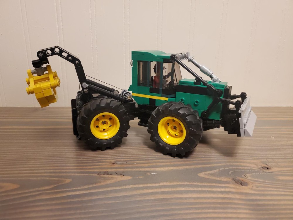 MOC-106027 Log Skidder 548GIII - Kids Education Login avaliação e preço